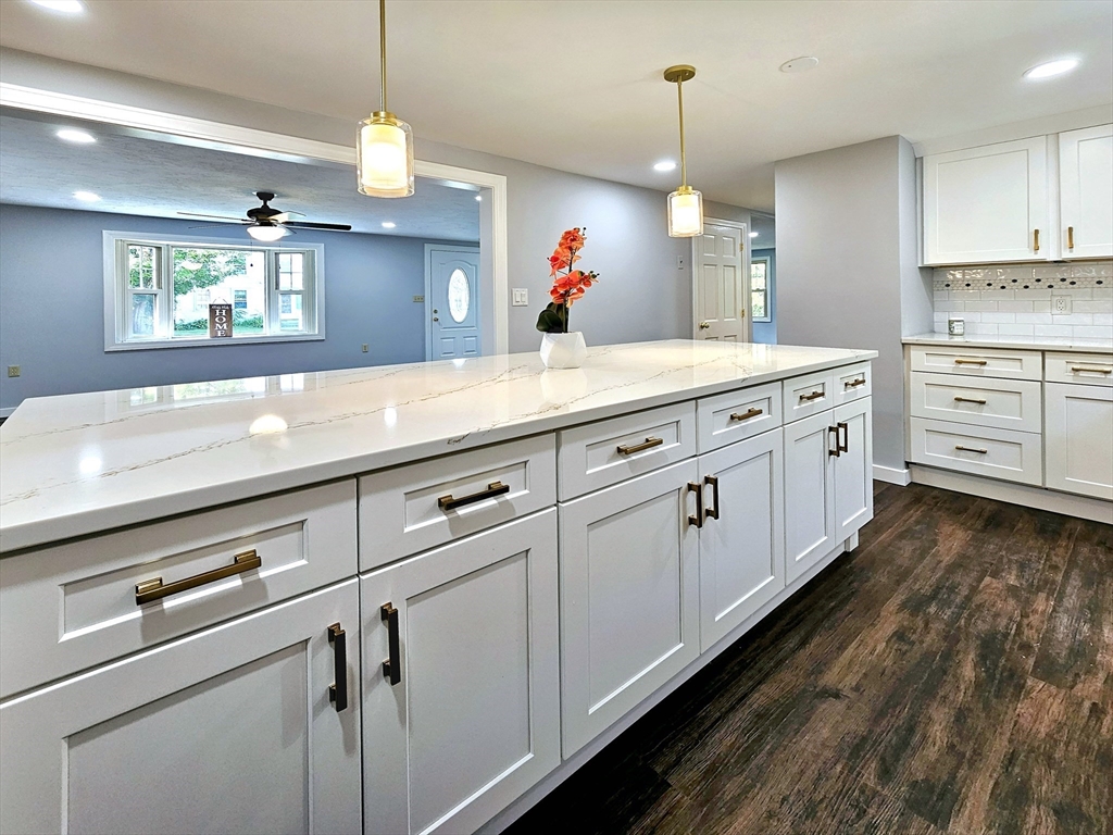 30 Princeton Road Sterling, MA 01564 - Photo 7 of 42 Gallery Image 7