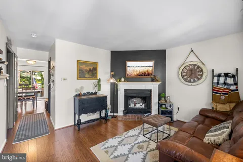 $327,000 | 105 Rutledge Court, North Wales, PA 19454