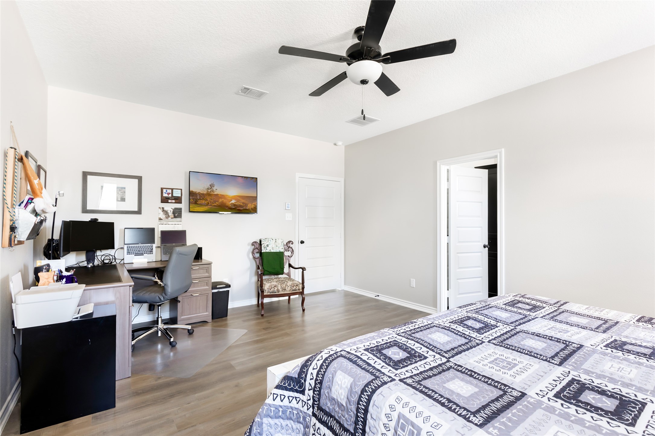 140 Swann Lane Coldspring, TX 77331 - Photo 26 of 30 Huge primary bedroom