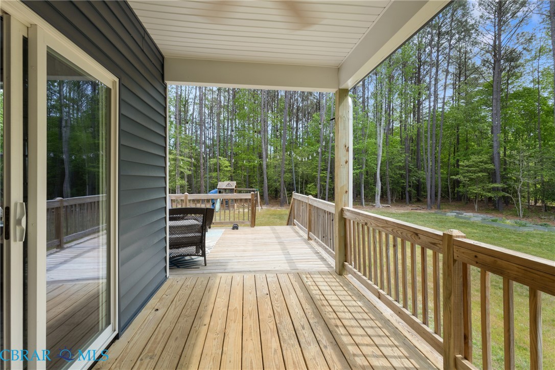 11511 Deep Point Lane Gloucester, VA 23061 - Photo 30 of 48
