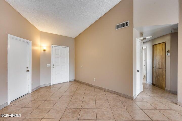 3339 West Mohawk Lane Phoenix, AZ 85027 - Photo 12 of 27 a view of an empty room