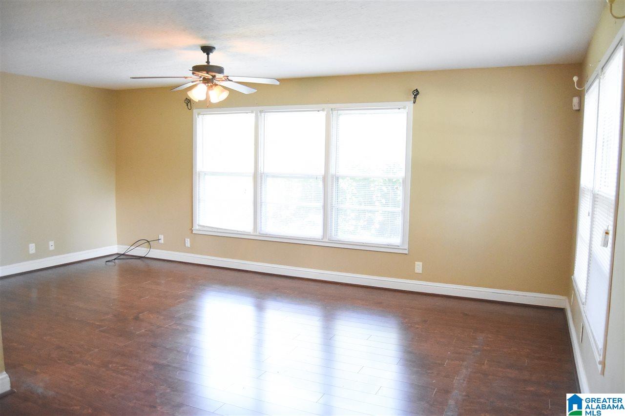 565 Morton Road Anniston, AL 36205 - Photo 4 of 29