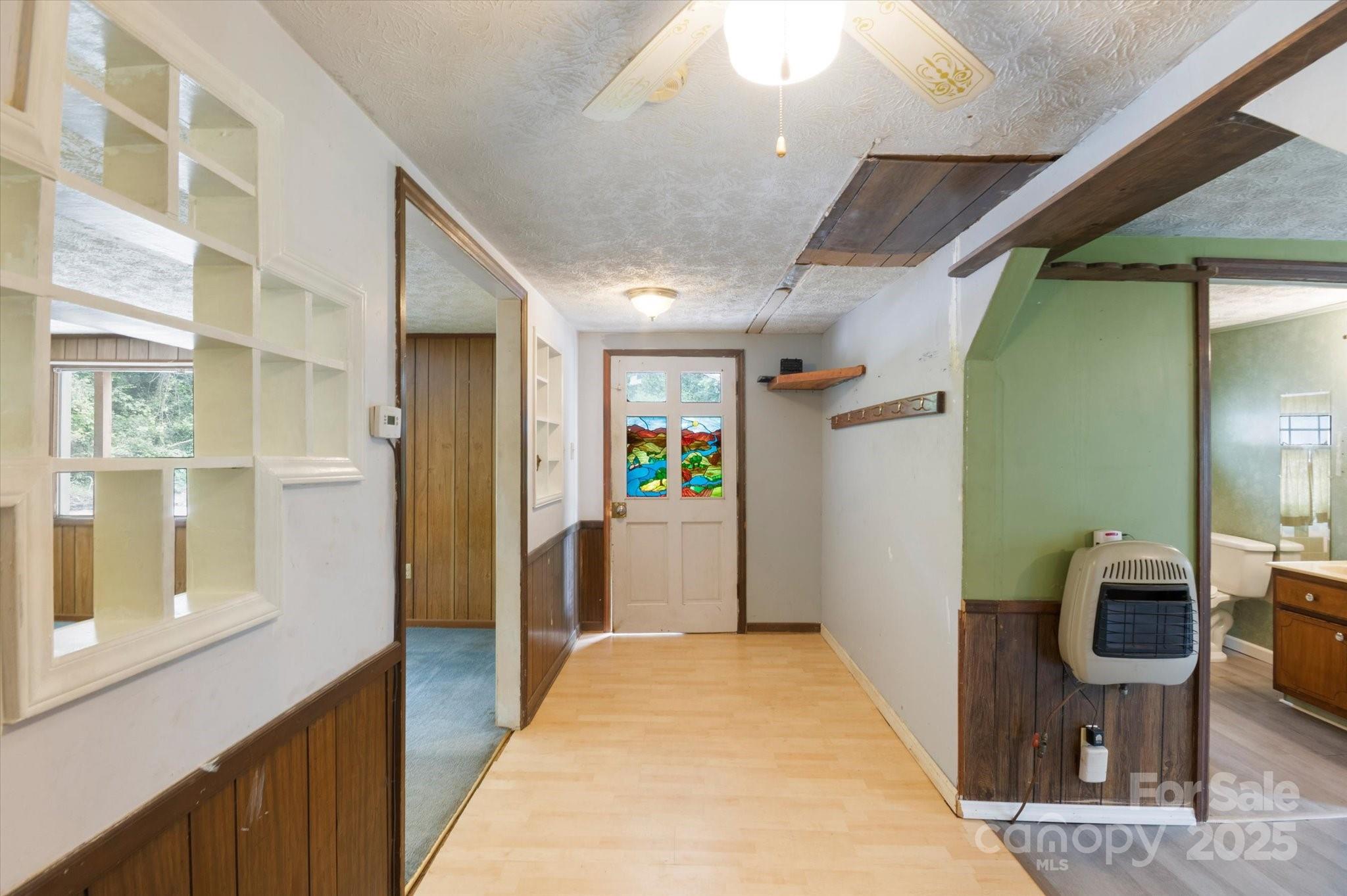 76 Lookout Road Asheville, NC 28804 - Photo 11 of 22 Gallery Image 11