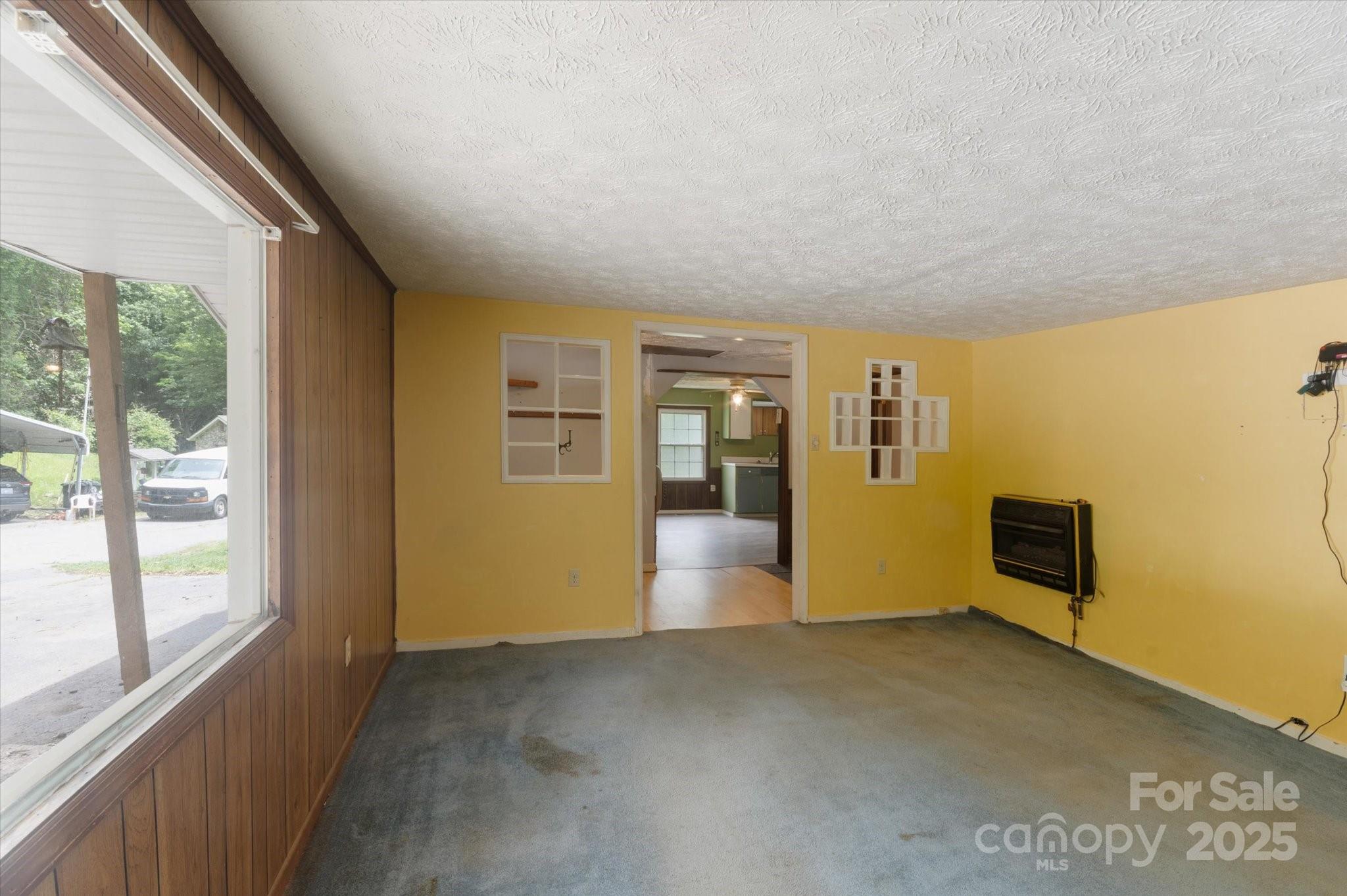 76 Lookout Road Asheville, NC 28804 - Photo 15 of 22 Gallery Image 15