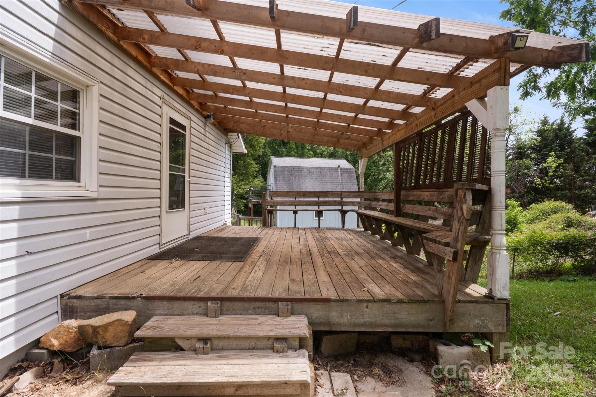 76 Lookout Road Asheville, NC 28804 - Photo 18 of 22 Gallery Image 18