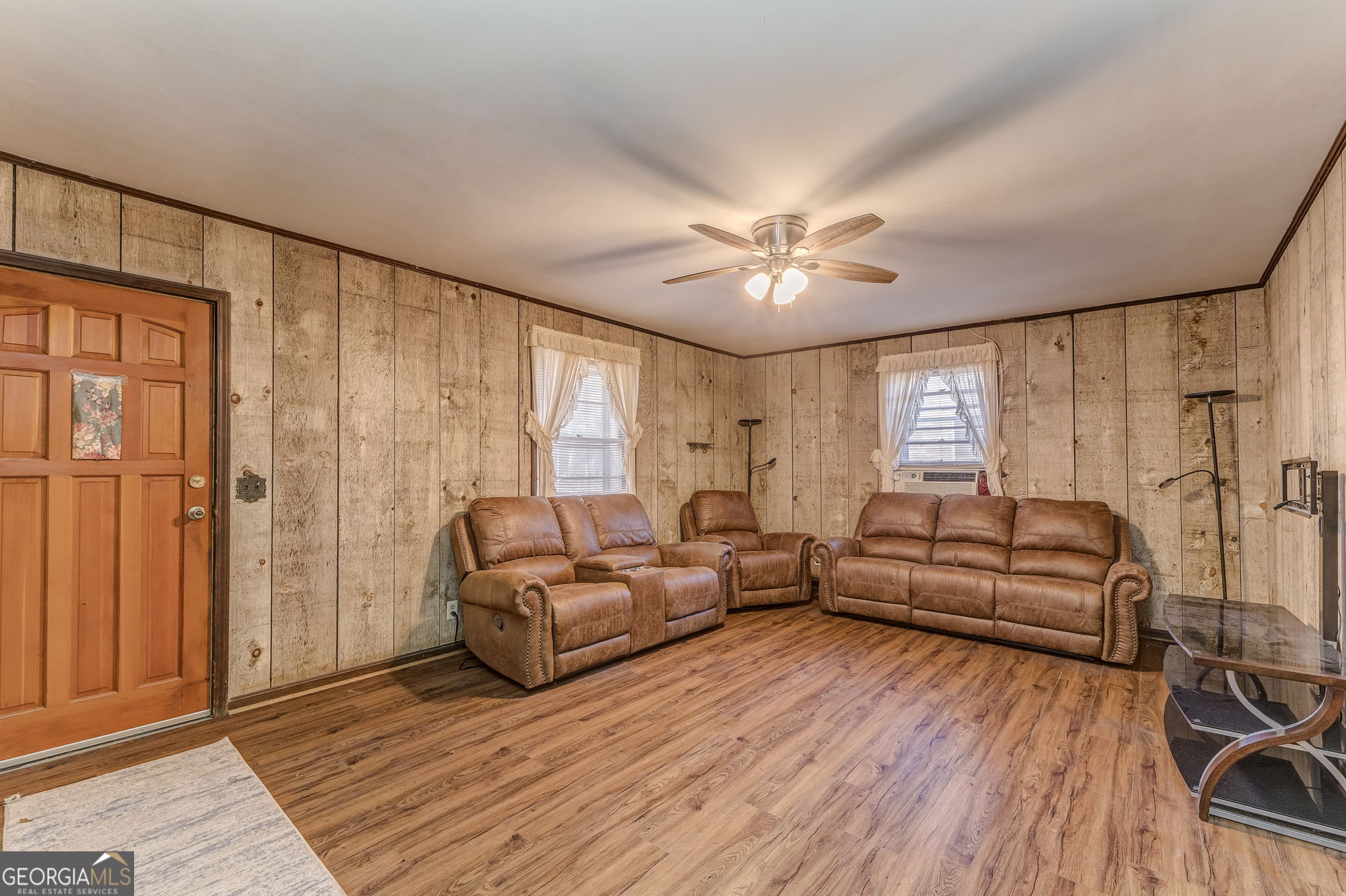 13 Kennemore Road Rome, GA 30165 - Photo 2 of 13 a living room with furniture and a large window