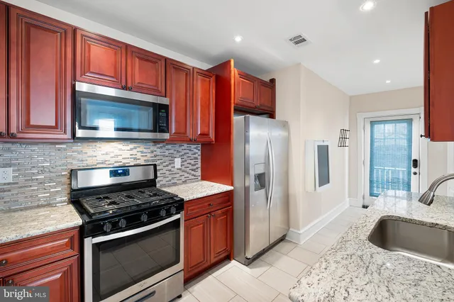 $354,120 | 902 West 24th Street, Wilmington, DE 19802