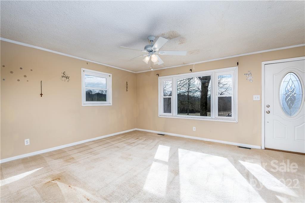 1283 Ring Tail Road Claremont, NC 28610 - Photo 5 of 24 Gallery Image 5