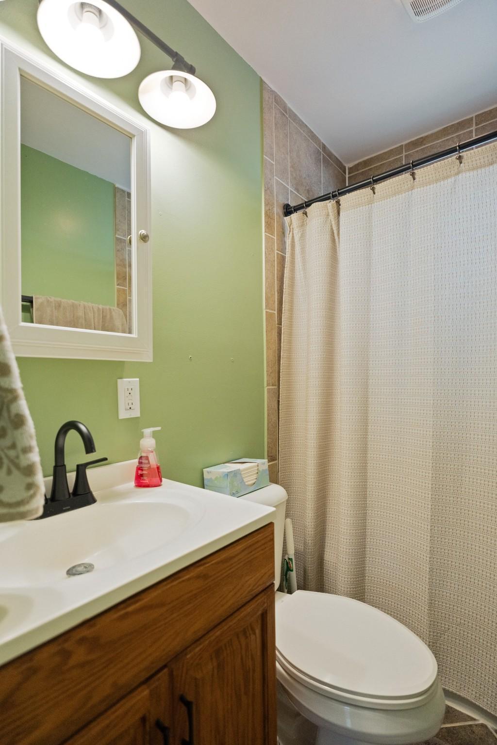 1602 4th Street Northeast Rochester, MN 55906 - Photo 18 of 39