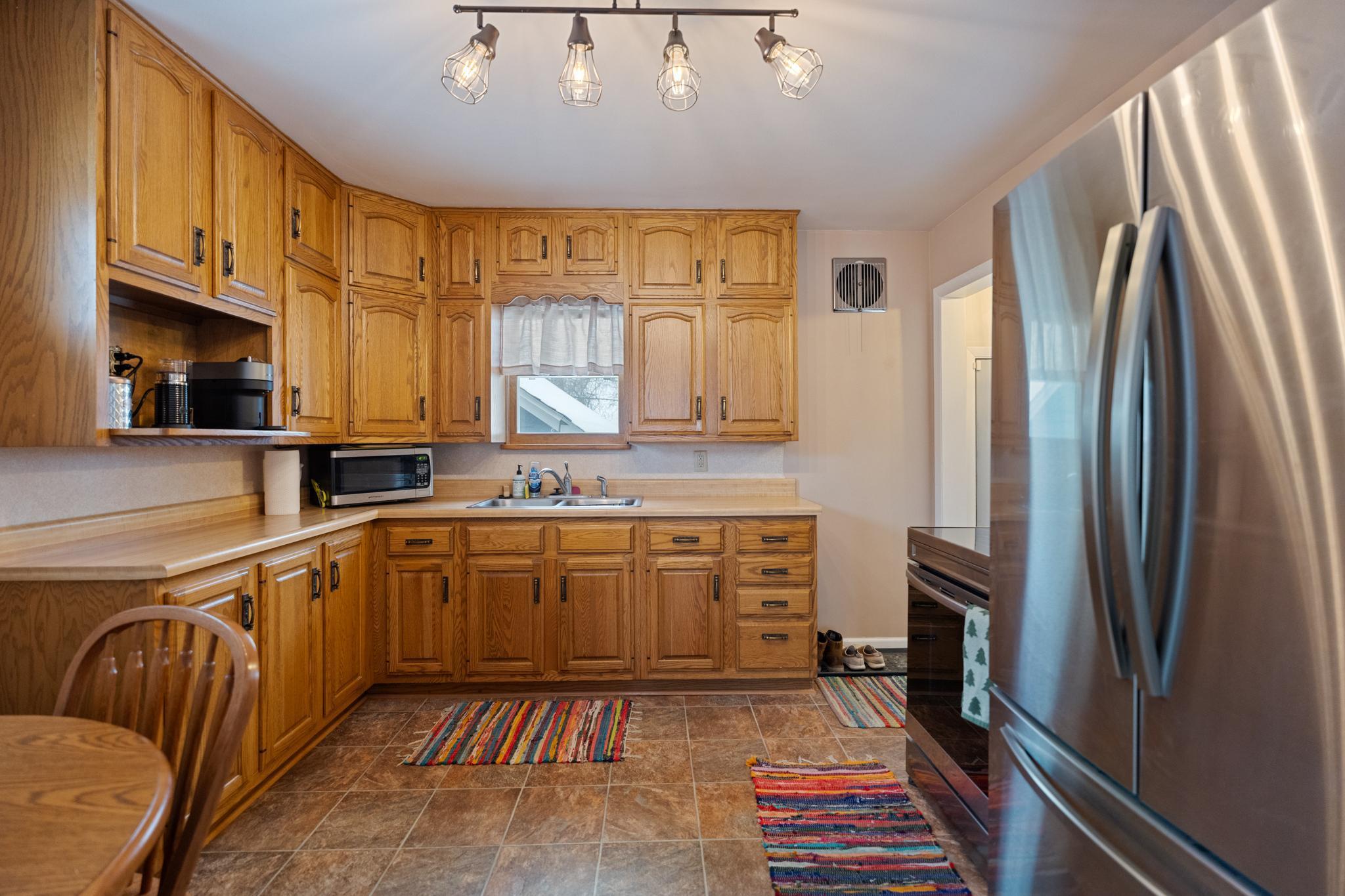 1602 4th Street Northeast Rochester, MN 55906 - Photo 10 of 39