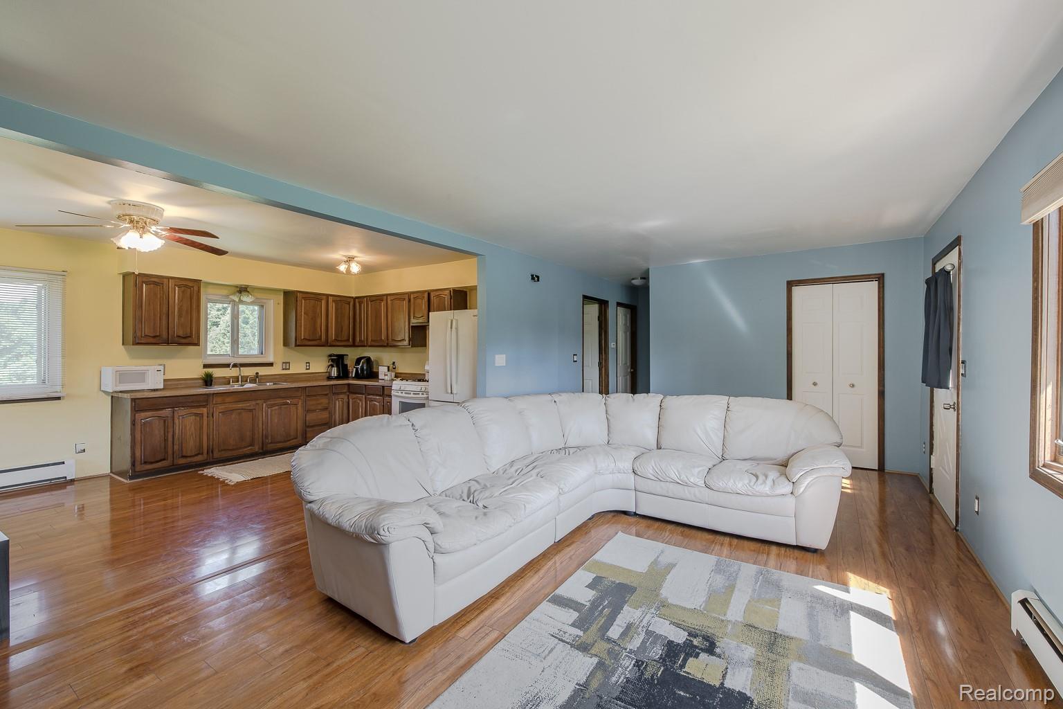 9635 South Ortonville Road Clarkston, MI 48348 - Photo 7 of 28