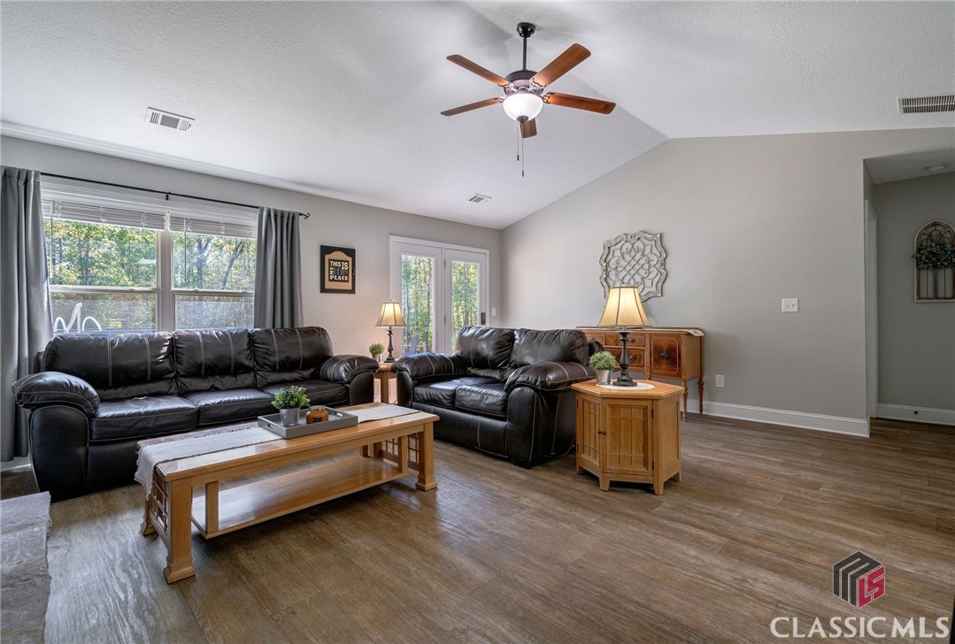 308 Pine Ridge Circle Winterville, GA 30683 - Photo 7 of 42 Gallery Image 7