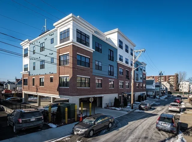 $2,850 | 16 Laurel Street, Unit 502, Everett, MA 02149