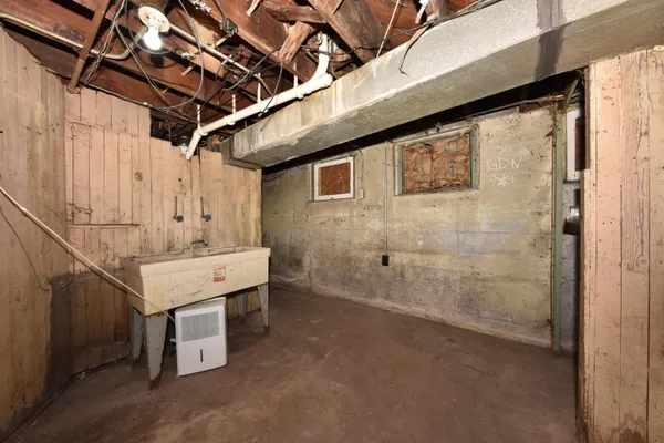 $185,000 | 2328 North 45th Street, Unit 2330, Milwaukee, WI 53210