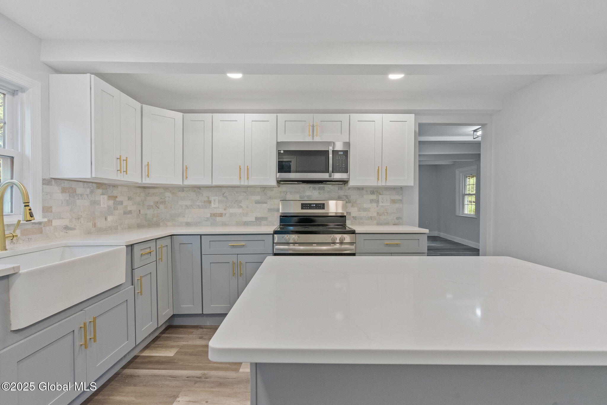 305 McCormack Road Albany, NY 12208 - Photo 5 of 42 14-web-or-mls-305-mccormack-rd