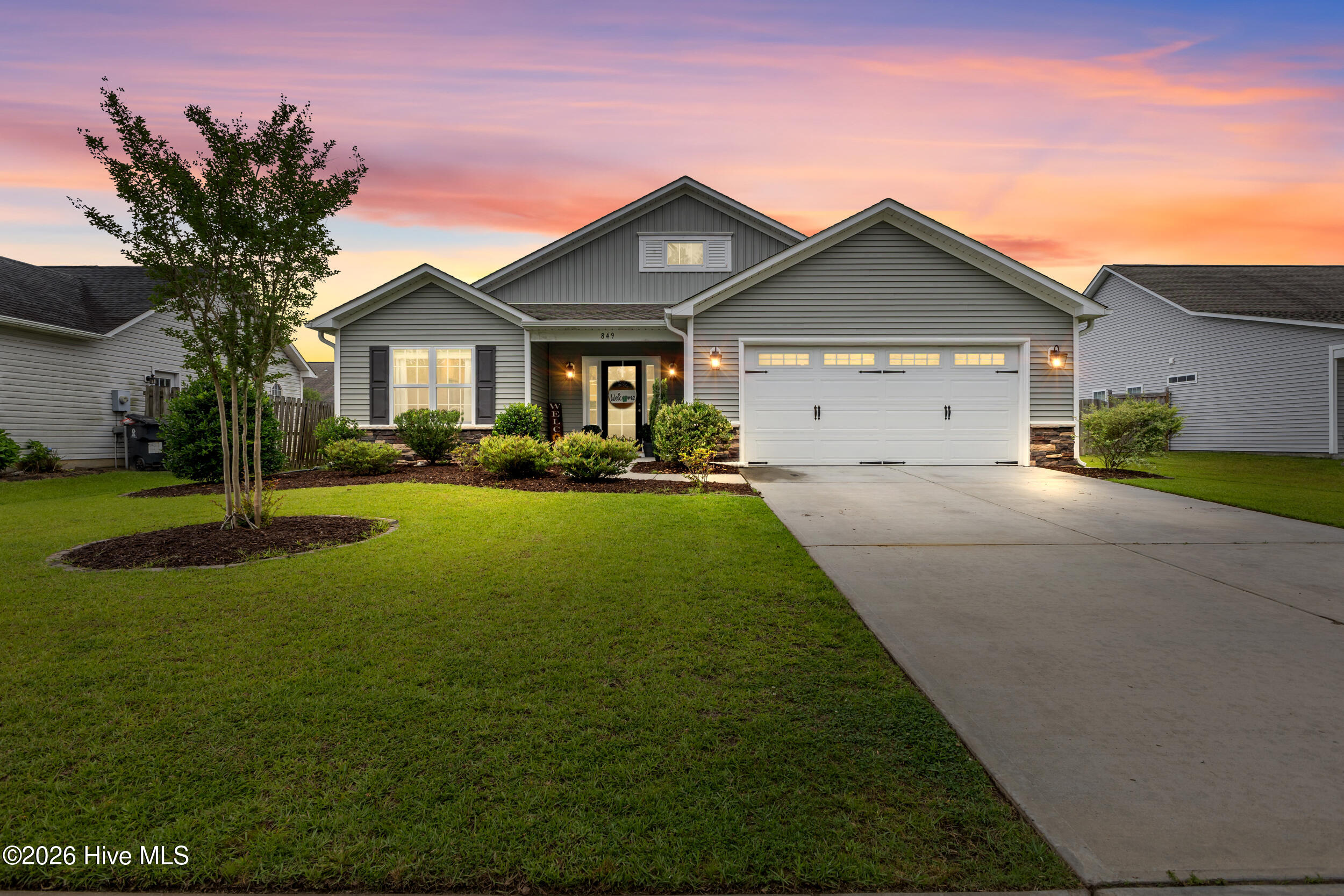 849 Rolling Pines Loop Road Leland, NC 28451 - Photo 3 of 45 1_501a4863 dte