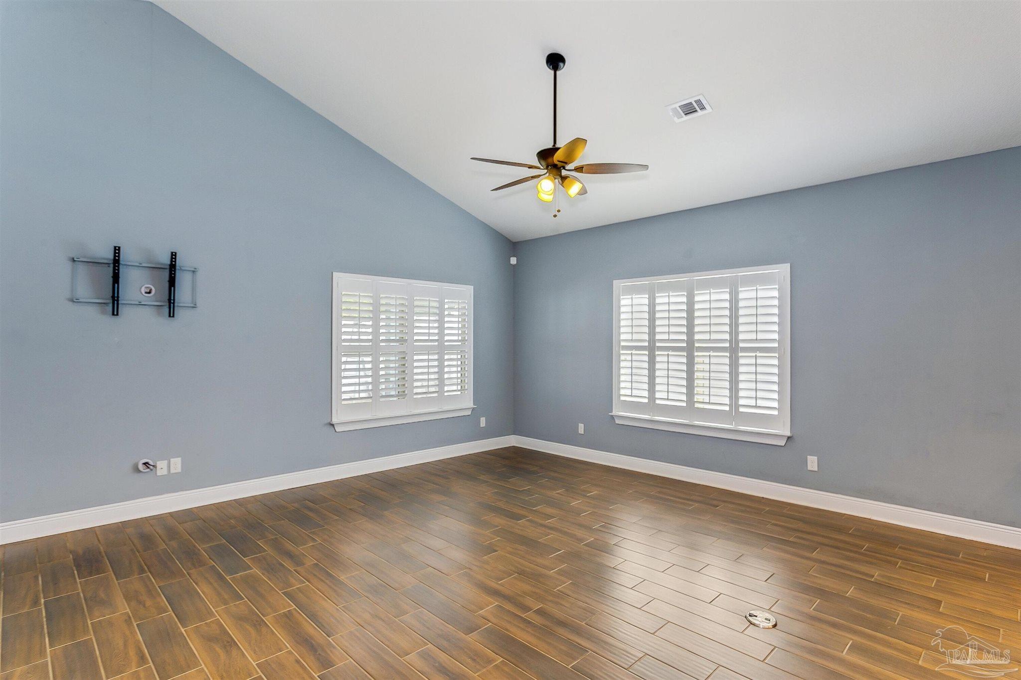 112 Country Club Road Pensacola, FL 32507 - Photo 11 of 41 Gallery Image 11