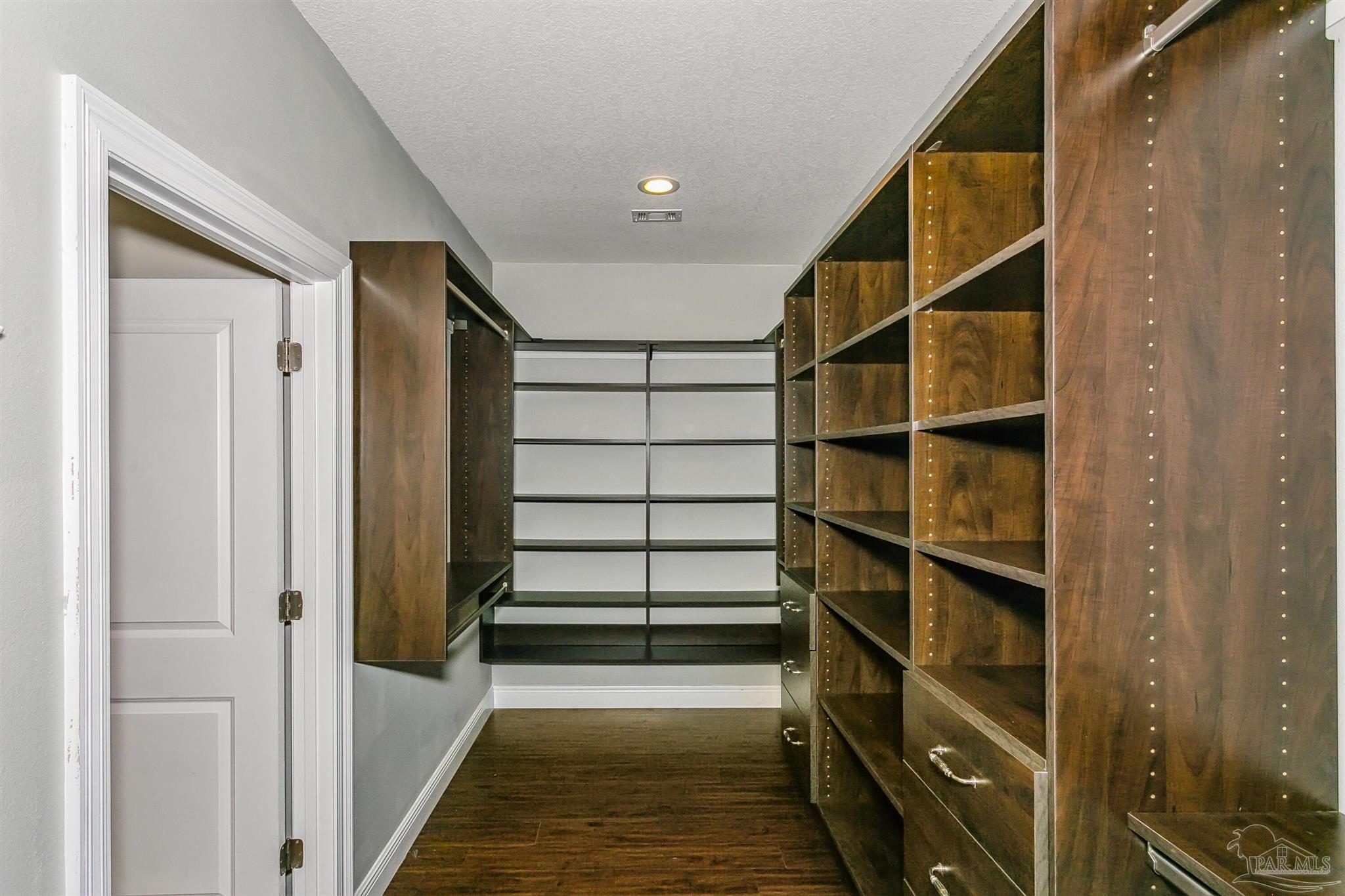 112 Country Club Road Pensacola, FL 32507 - Photo 24 of 41 Gallery Image 24