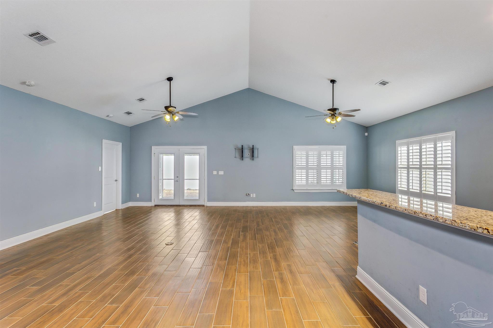 112 Country Club Road Pensacola, FL 32507 - Photo 10 of 41 Gallery Image 10