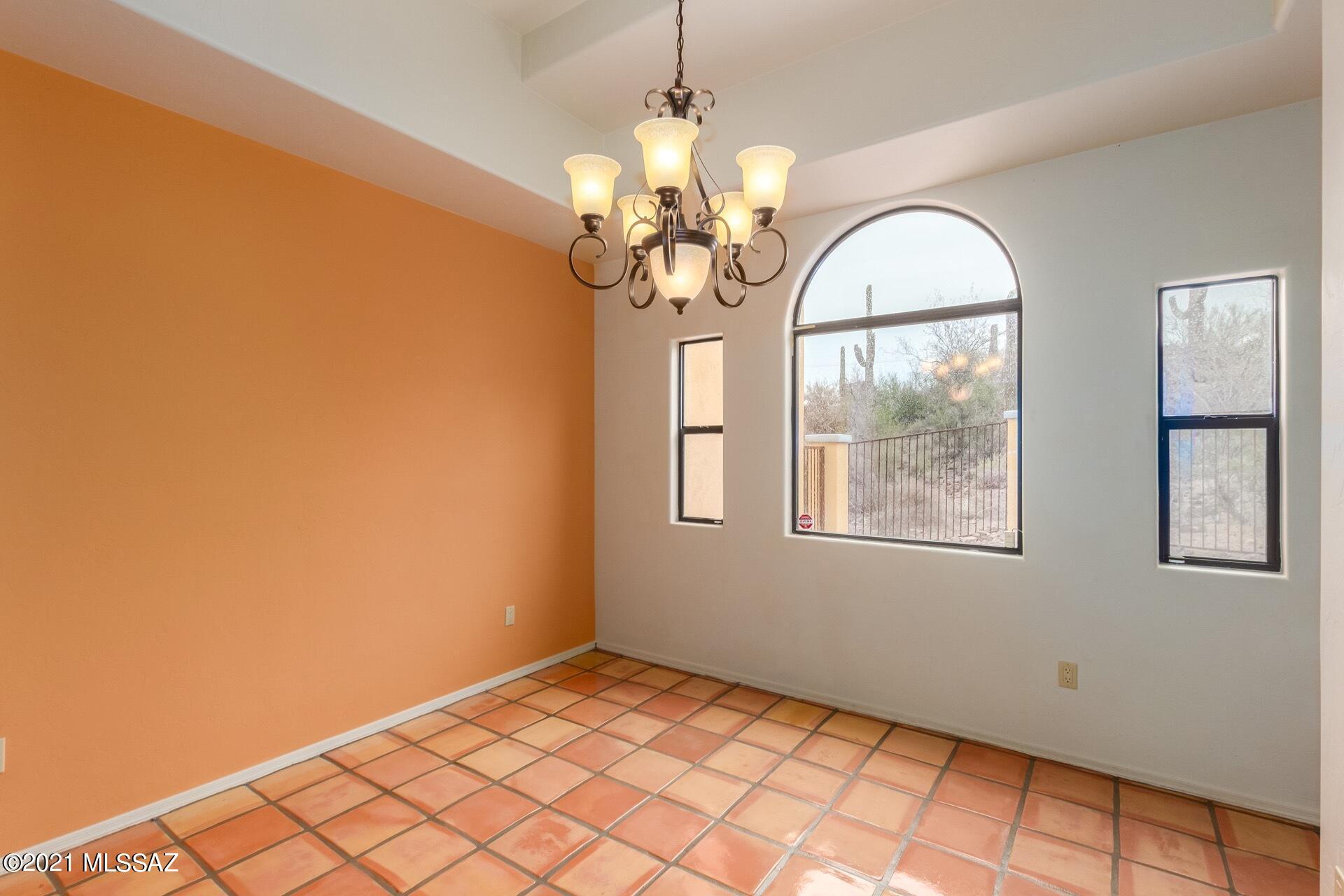 4350 West Anklam Road Tucson, AZ 85745 - Photo 9 of 33 Gallery Image 9