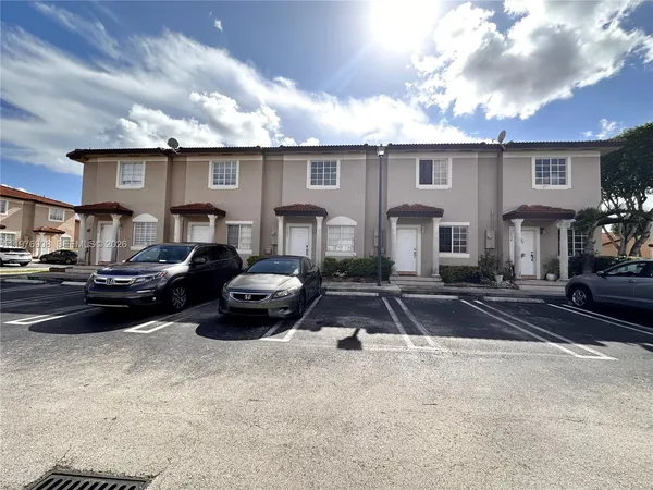 $2,350 | 17046 Southwest 137th Place, Unit 17046, Miami, FL 33177