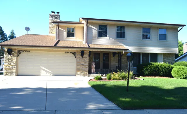 $415,000 | 2510 West Abbott Avenue, Milwaukee, WI 53221