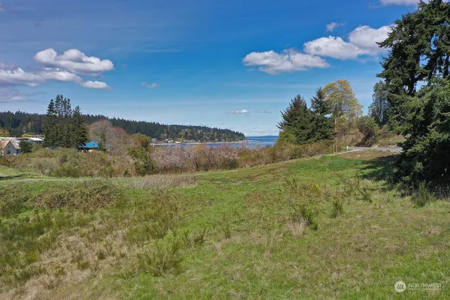 $289,000 | 5493 Woodard Avenue, Freeland, WA 98249