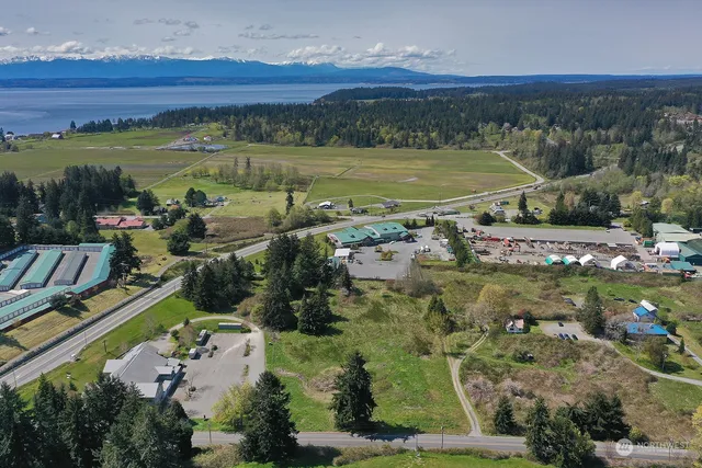 $289,000 | 5493 Woodard Avenue, Freeland, WA 98249