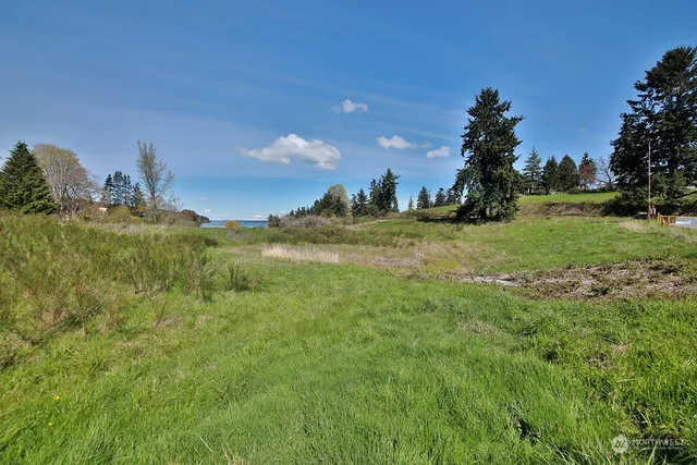 $289,000 | 5493 Woodard Avenue, Freeland, WA 98249