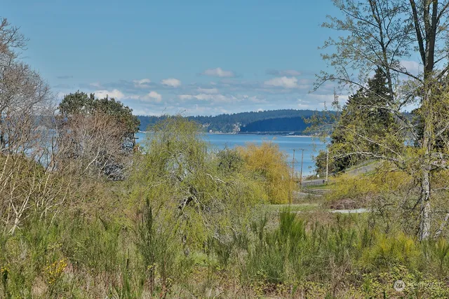 $289,000 | 5493 Woodard Avenue, Freeland, WA 98249