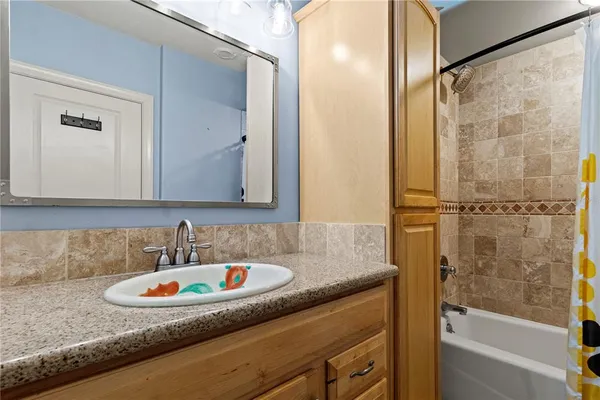 $1,499 | 6517 Dimarco Road, Unit 2, Tampa, FL 33634