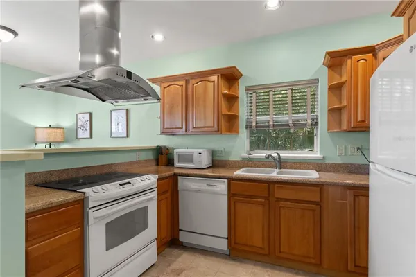 $1,499 | 6517 Dimarco Road, Unit 2, Tampa, FL 33634