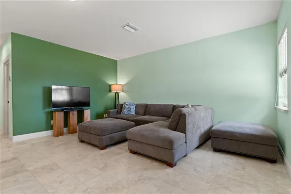 $1,499 | 6517 Dimarco Road, Unit 2, Tampa, FL 33634