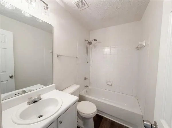 $220,000 | 3546 Broad Oak Court, Decatur, GA 30034