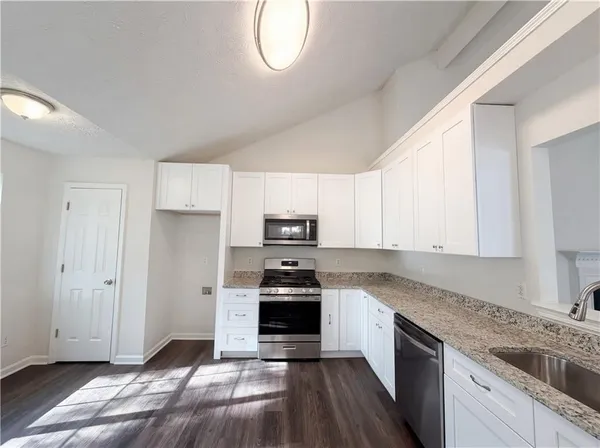 $220,000 | 3546 Broad Oak Court, Decatur, GA 30034