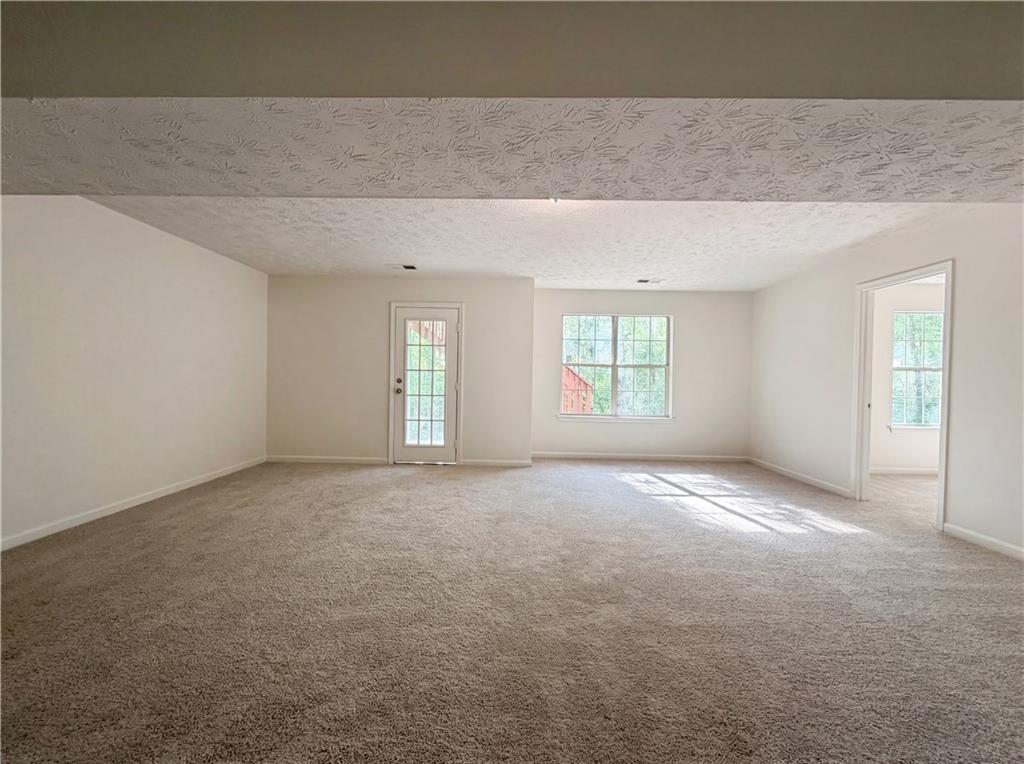 3546 Broad Oak Court Decatur, GA 30034 - Photo 29 of 33 an empty room with windows