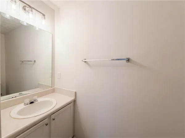 $220,000 | 3546 Broad Oak Court, Decatur, GA 30034