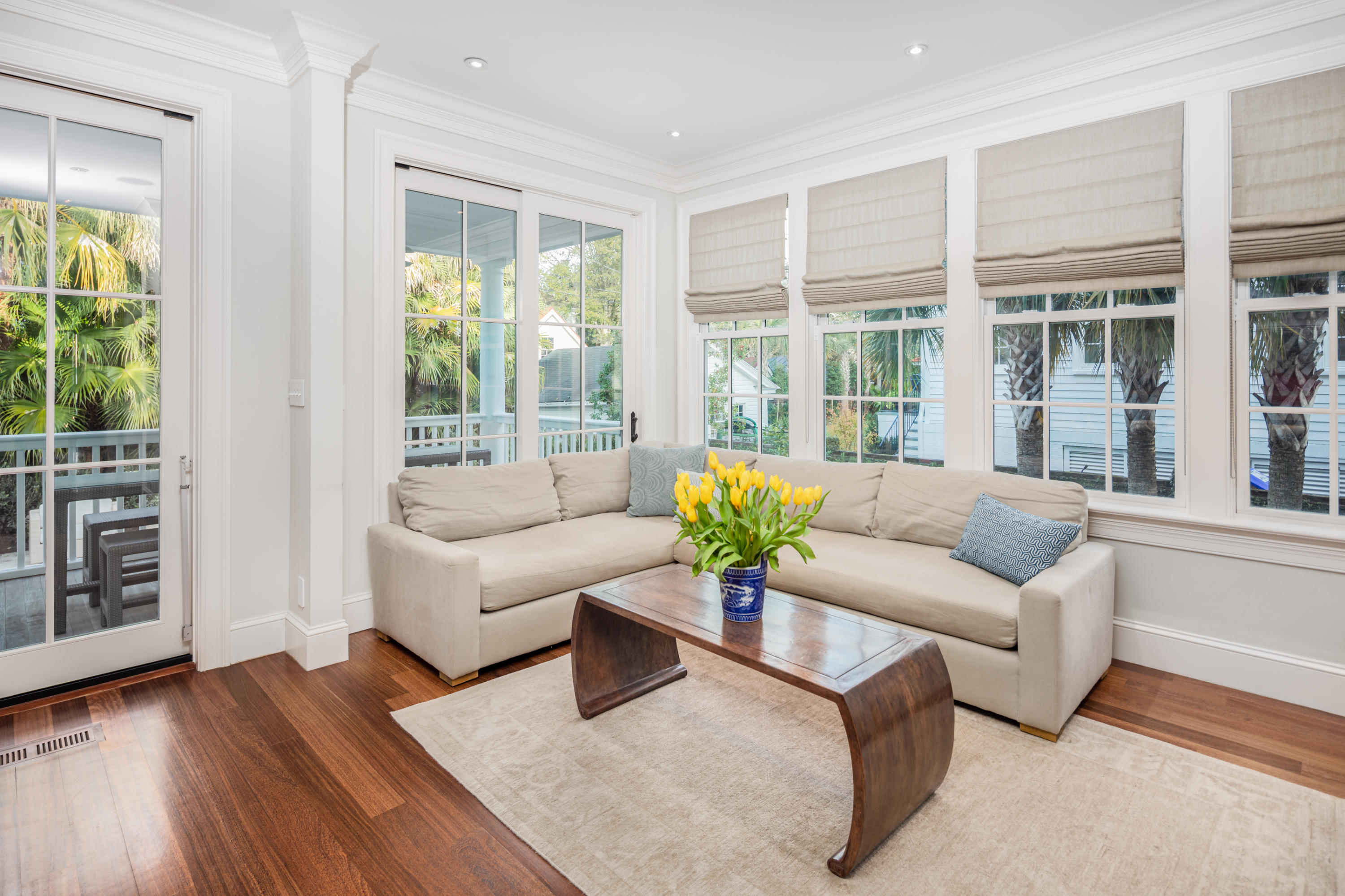 82 Murray Boulevard Charleston, SC 29401 - Photo 17 of 42 Sitting Area