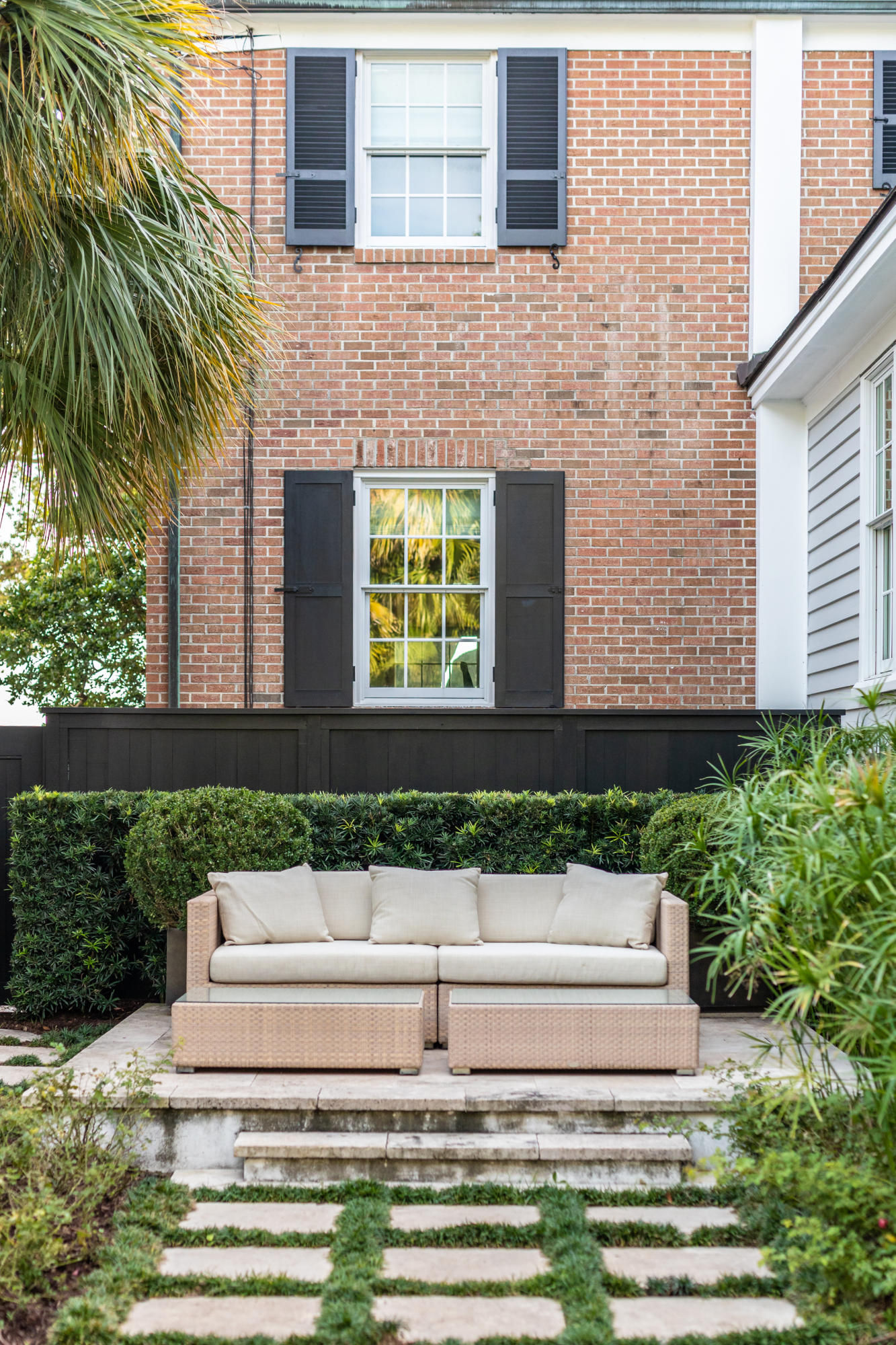 82 Murray Boulevard Charleston, SC 29401 - Photo 37 of 42 Backyard