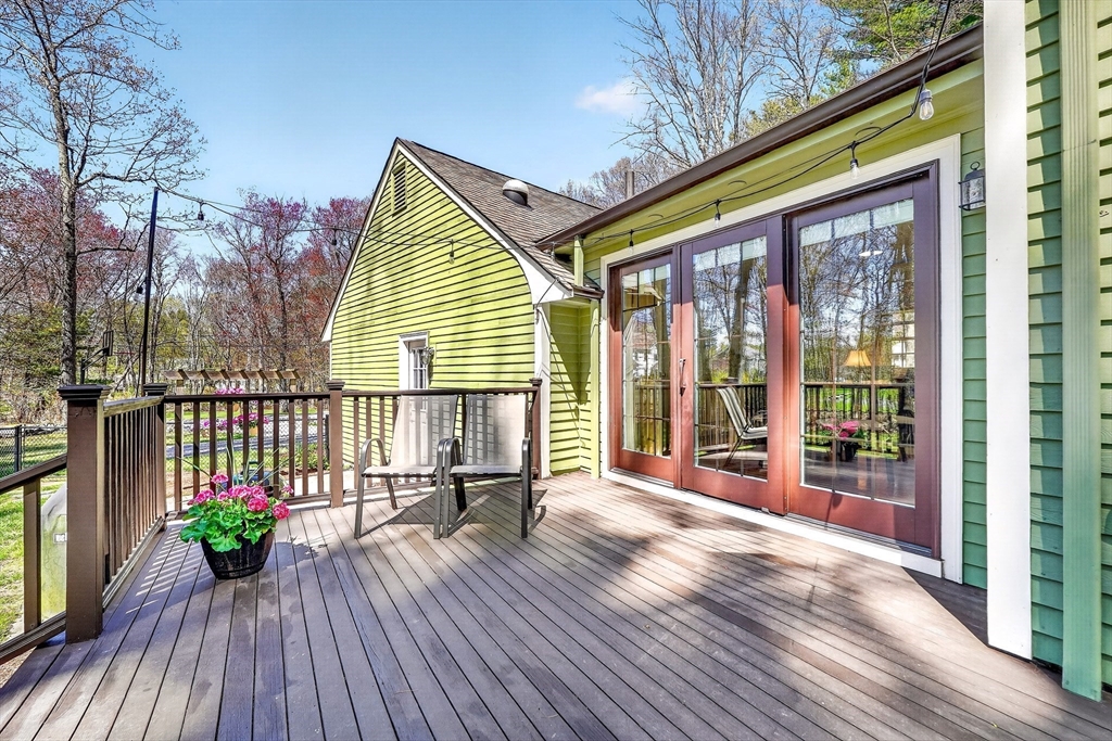 14 Beverly Road Bedford, MA 01730 - Photo 30 of 38