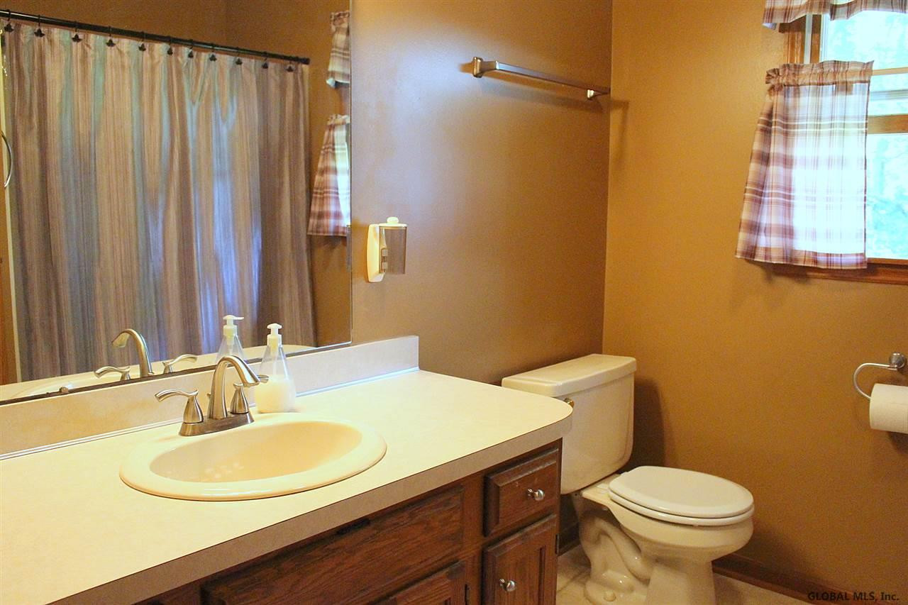 927 River Road Rotterdam, NY 12306 - Photo 9 of 25 Photo 9