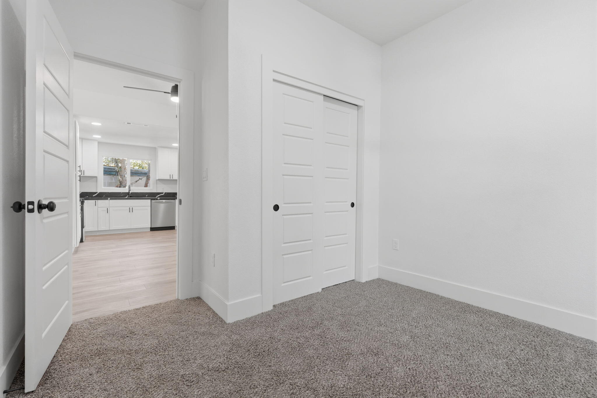1145 D Street Reedley, CA 93654 - Photo 17 of 40 26-1145_D_St_-_Reedley_CA_025