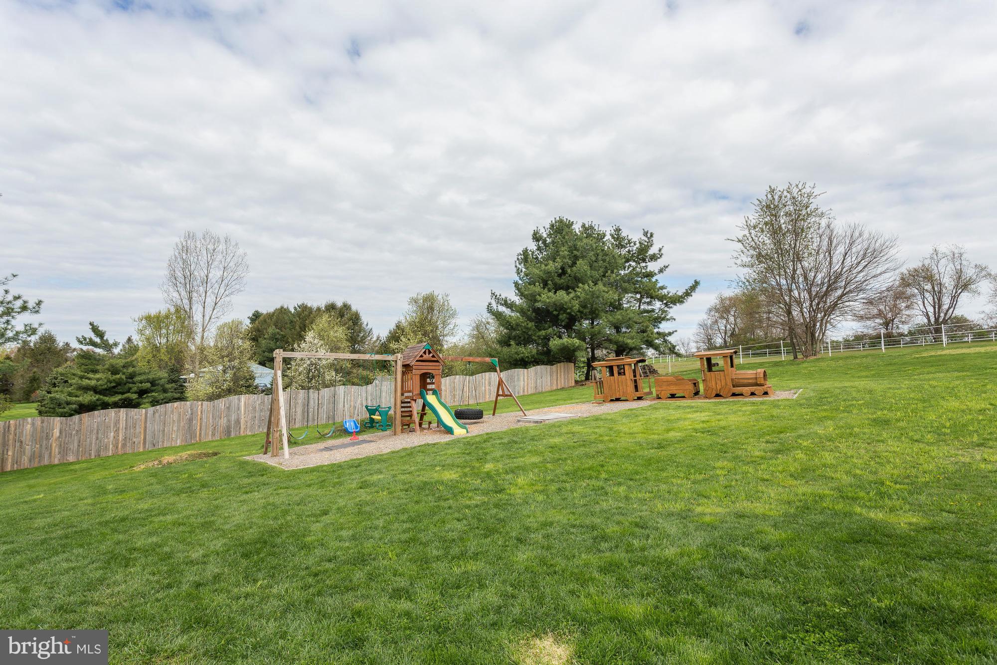 1522 Brown Road Westminster, MD 21158 - Photo 22 of 30 Backyard