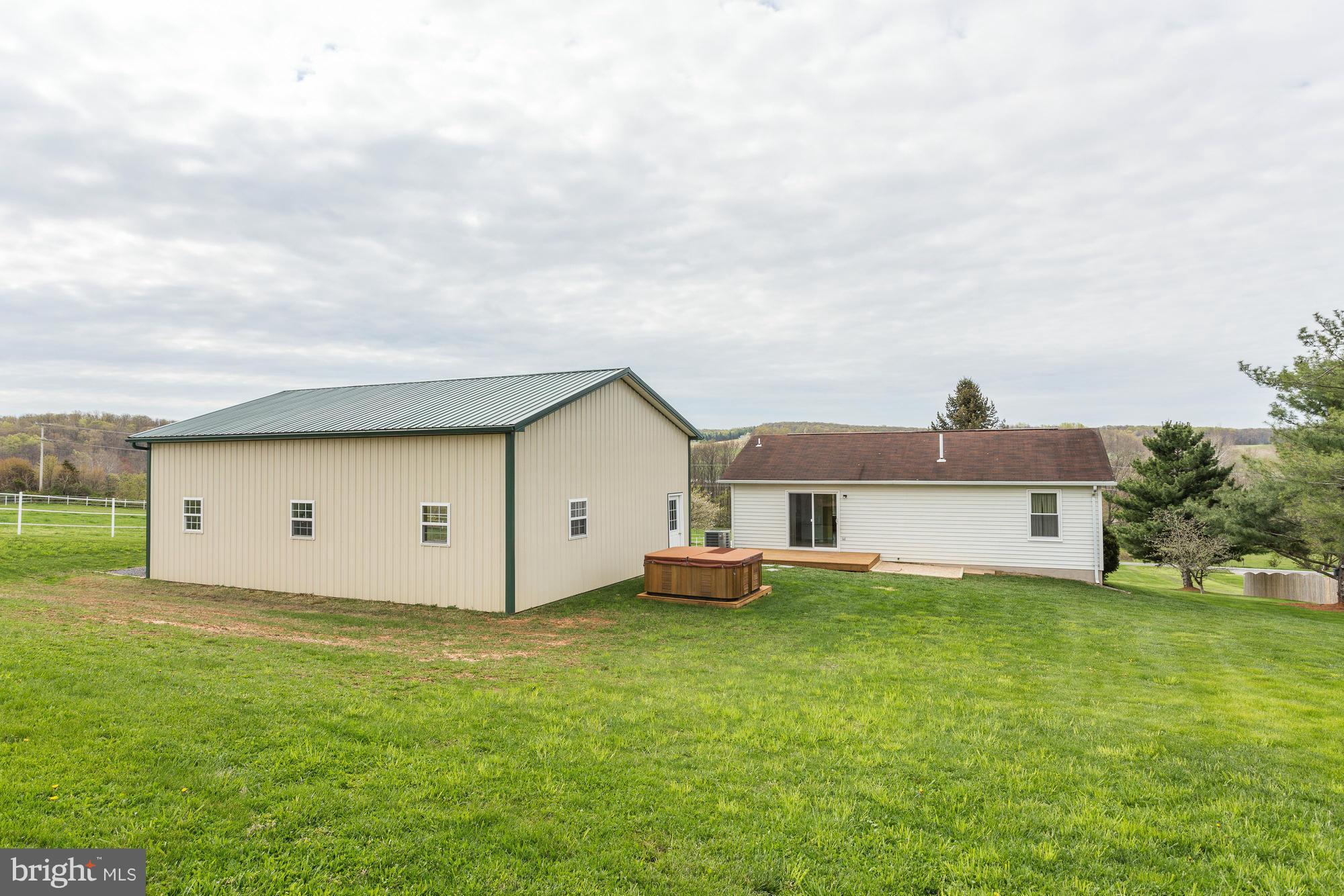 1522 Brown Road Westminster, MD 21158 - Photo 24 of 30 Exterior (Rear)
