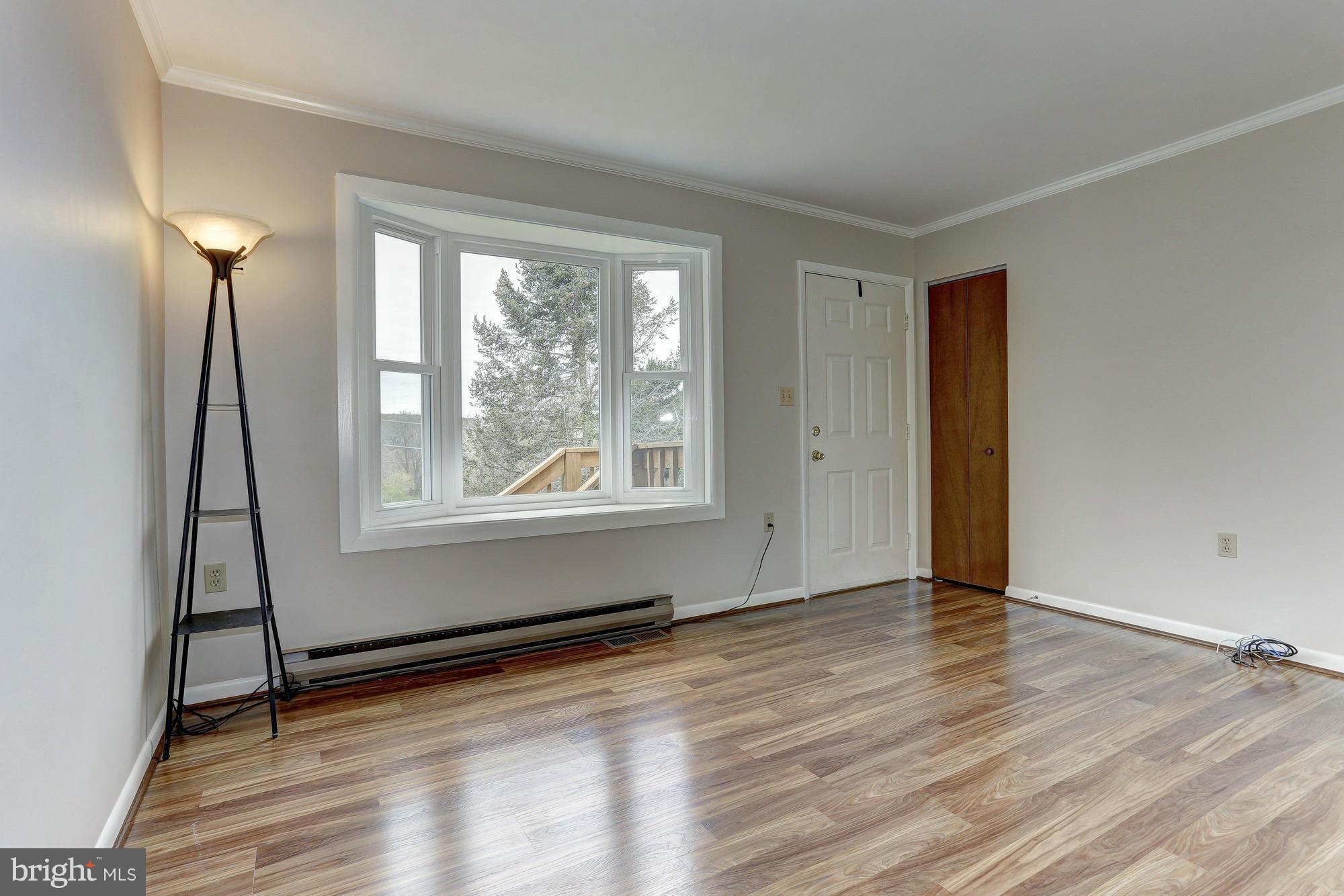 1522 Brown Road Westminster, MD 21158 - Photo 6 of 30 Living Room