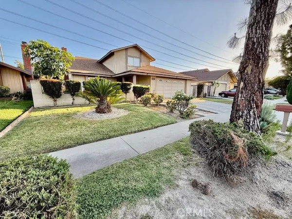 $1,100,000 | 1822 West Moore Avenue, Santa Ana, CA 92704