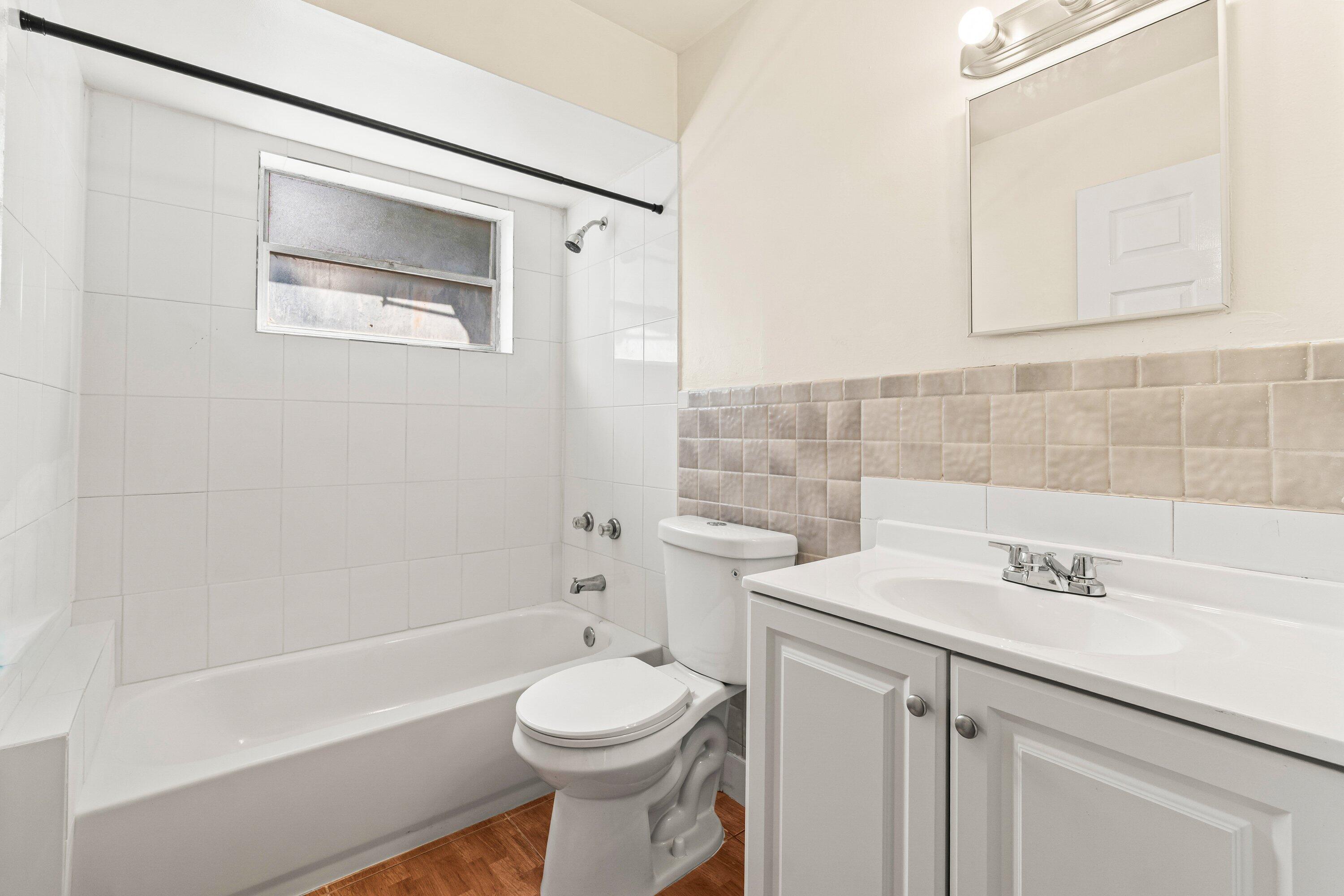 4881 Gulfstream Road Lake Worth, FL 33461 - Photo 12 of 21 012-4881GulfstreamRoad-LakeWorthBeach-FL