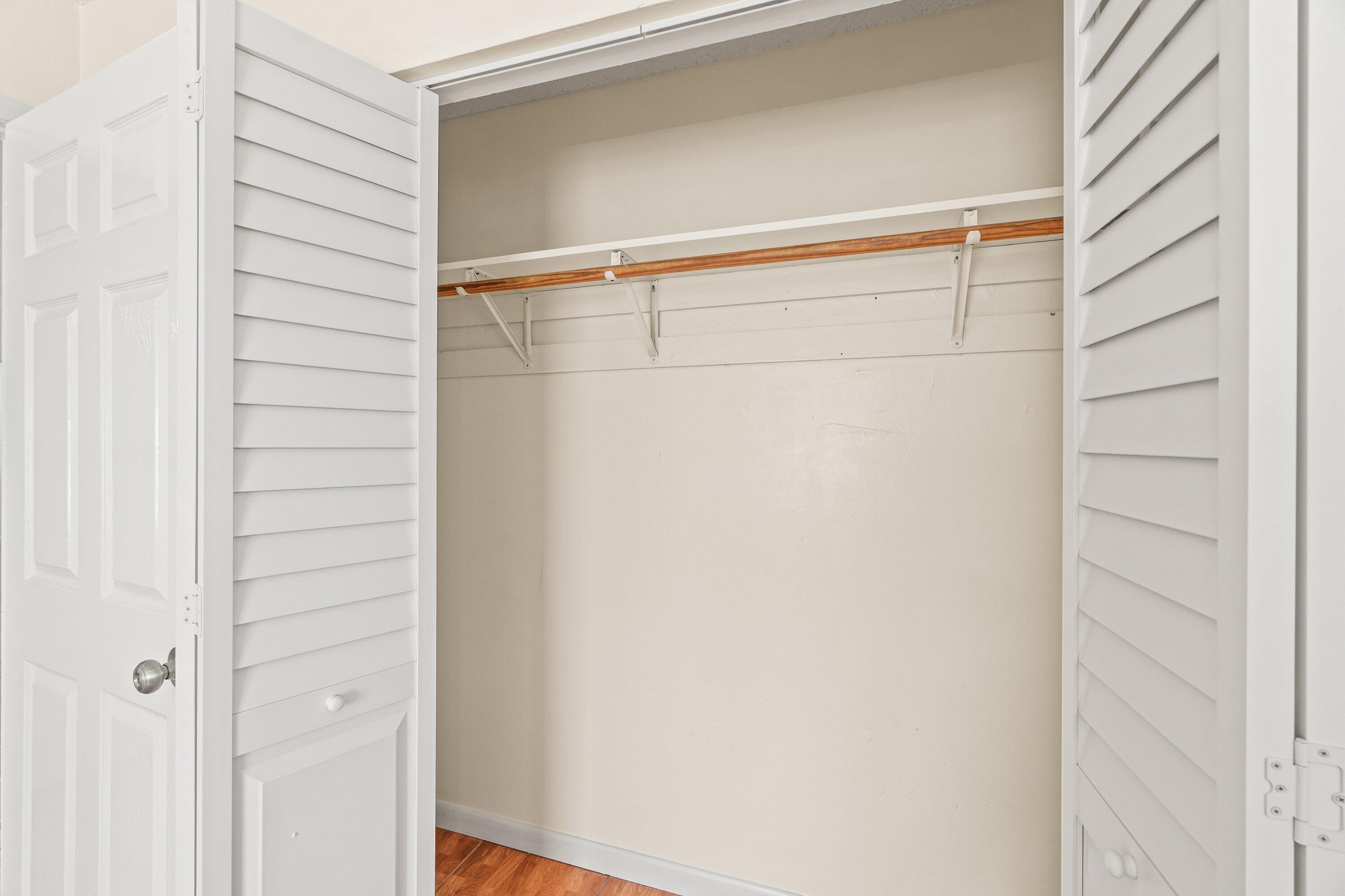 4881 Gulfstream Road Lake Worth, FL 33461 - Photo 15 of 21 015-4881GulfstreamRoad-LakeWorthBeach-FL