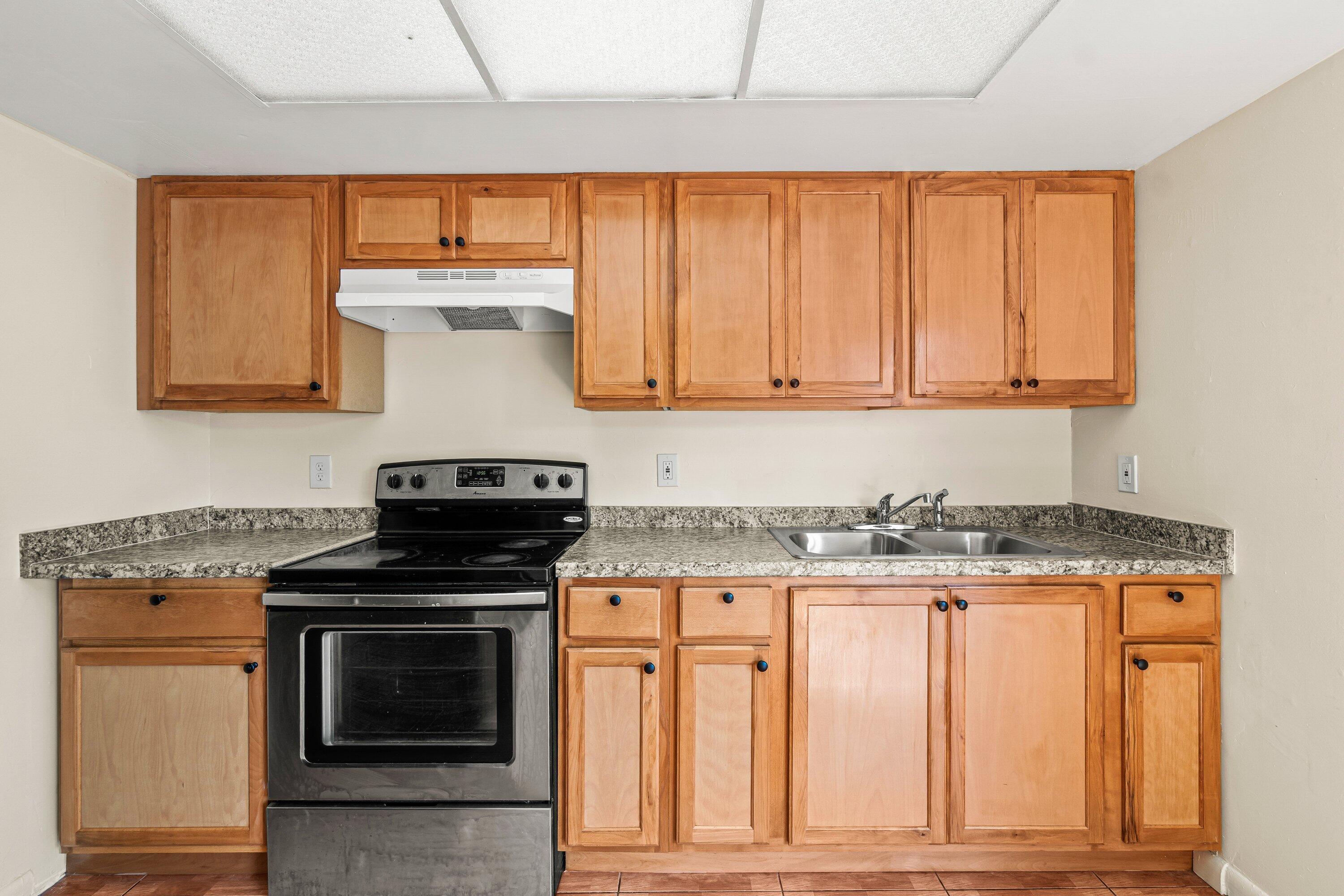 4881 Gulfstream Road Lake Worth, FL 33461 - Photo 6 of 21 006-4881GulfstreamRoad-LakeWorthBeach-FL