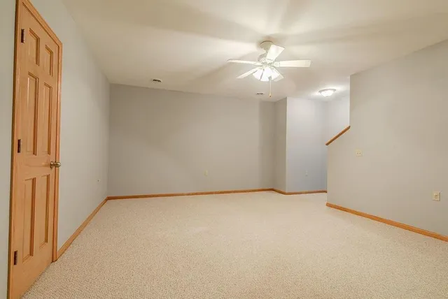 $2,400 | 1916 Eastwood Way, Mount Horeb, WI 53572